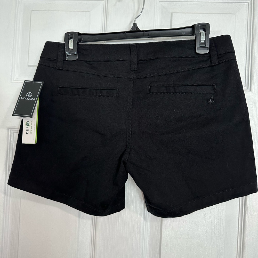 Volcom Shorts - Picture 4 of 5
